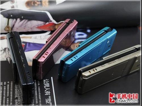 小资情调之看电影手机:夏普SH9010C